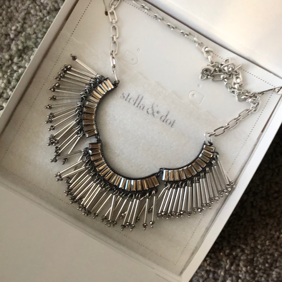 Stella & Dot Jewelry - Stella & Dot Necklace